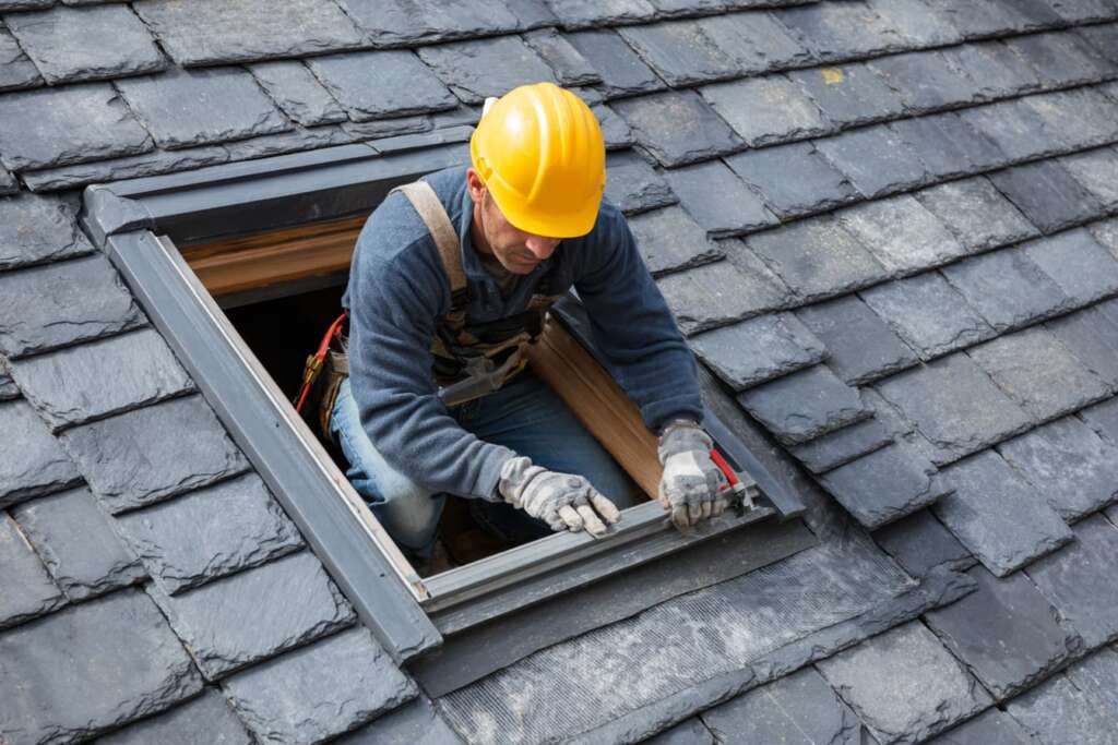 pose velux lorient​